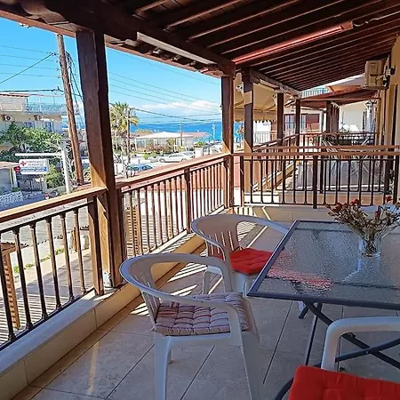 Sea View In Ierissos, 20m From The Beach Lägenhet Ierissos